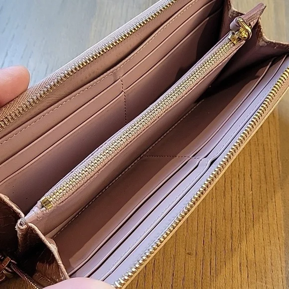 Miu Miu Long khaki zipper wallet - Picture 3 of 6